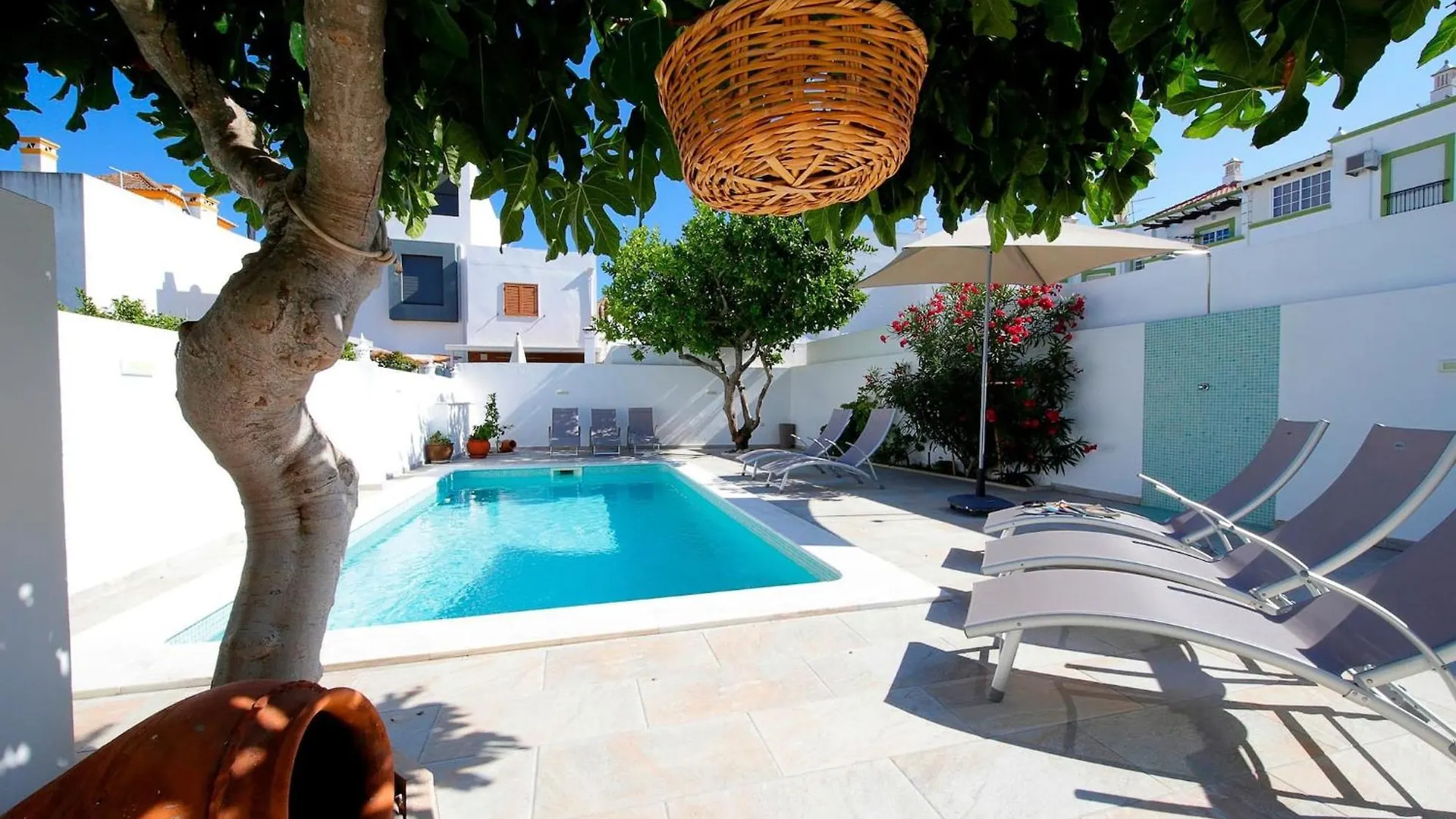 Villa Limoeiro, Santa Luzia Fishing Village